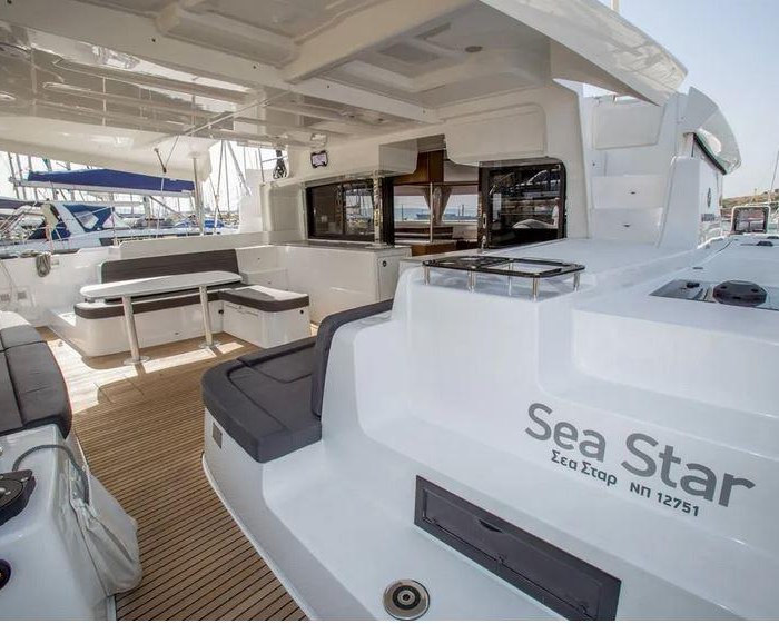 Sea Star | Lagoon 46 photo 2