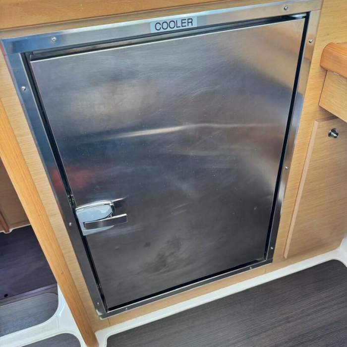 Happiness | Lagoon 421 photo 48