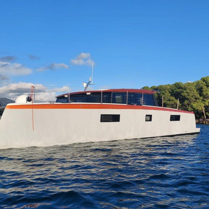 Orange | Luna 47 Power photo 5