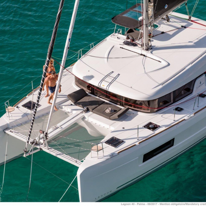 Esterel | Lagoon 40 photo 1