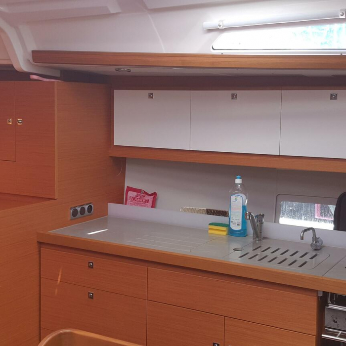 Sandra | Dufour 430 Grand Large photo 9