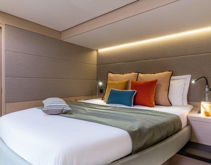 Hydrus | Lagoon 55 photo 6