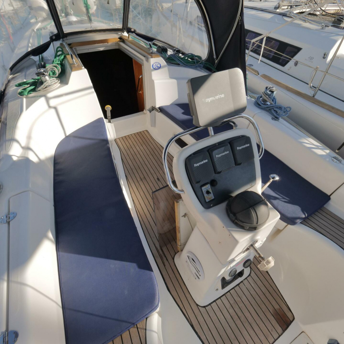 Altair | Bavaria 36 photo 15