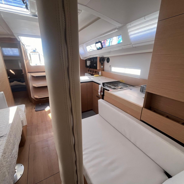 Brasilia | Sun Odyssey 410 photo 6