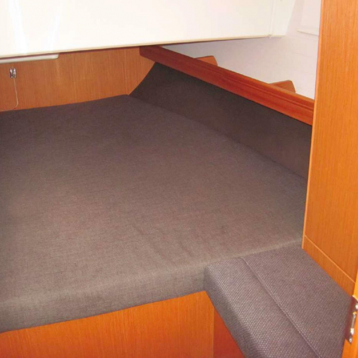 Economy | Bavaria Cruiser 41 photo 14