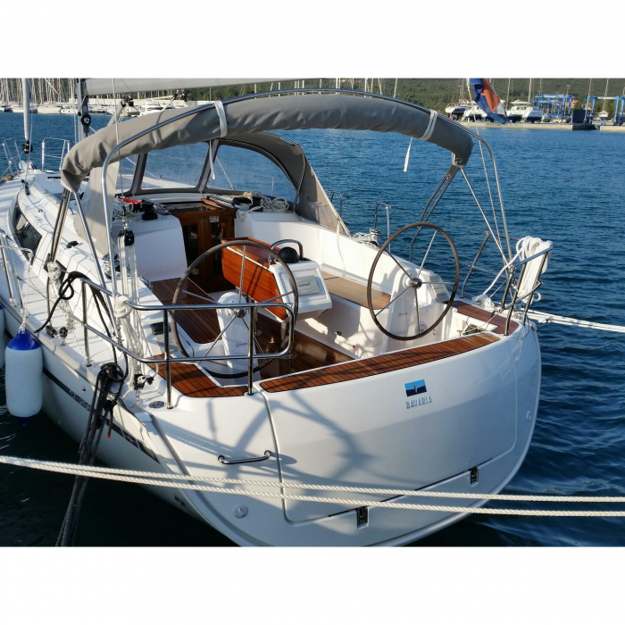 Mišac | Bavaria Cruiser 37 photo 1