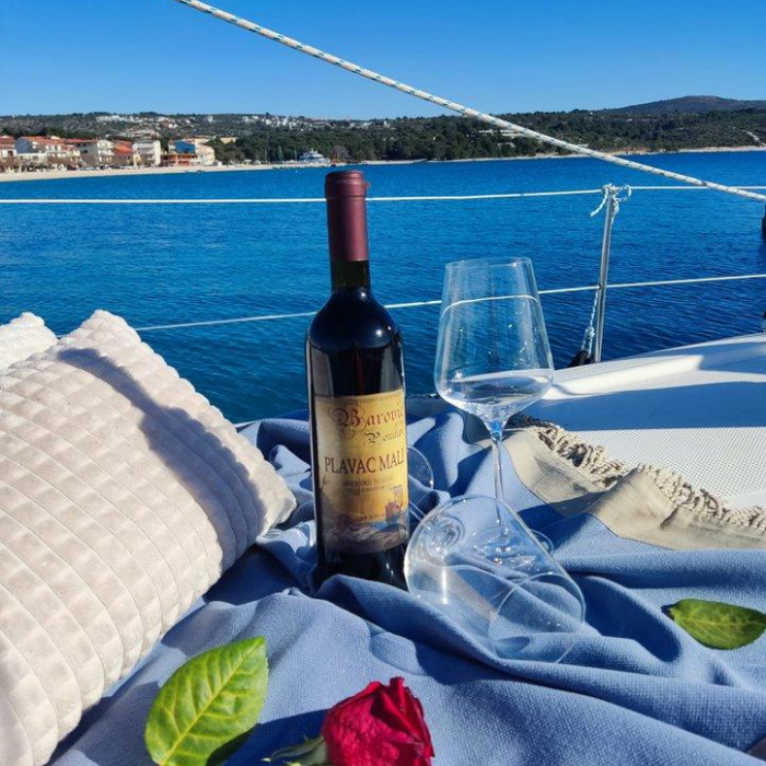 Ra | Bavaria 38 photo 30