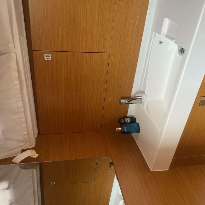 Elise of Sweden | Sun Odyssey 519 photo 14