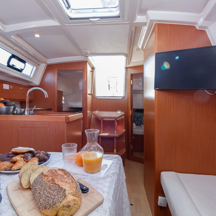 Fix | Bavaria 34 photo 10