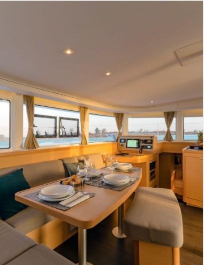 Jade | Lagoon 42 photo 6