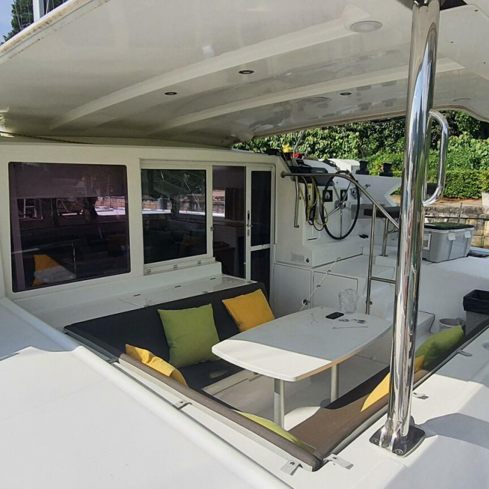 Chirouble | Lagoon 421 photo 7