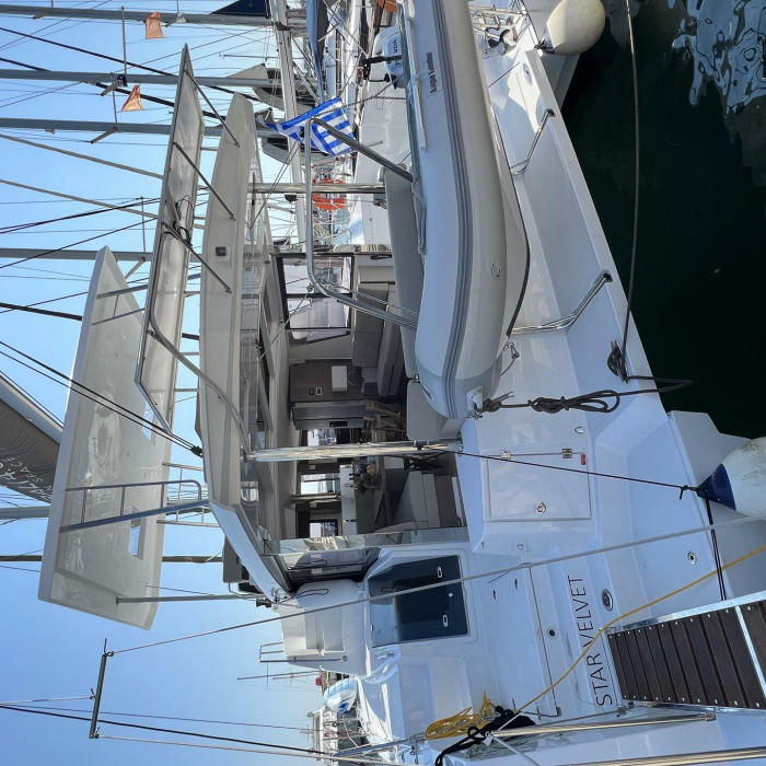 Star Velvet (A/C, Generator, Water Maker, dishwasher) | Bali 4.6 photo 6