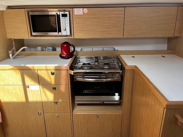 Ulysse 1 | Bavaria C42 photo 8