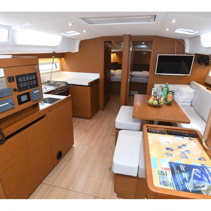 Caruso | Sun Odyssey 490 "LUXE" photo 8