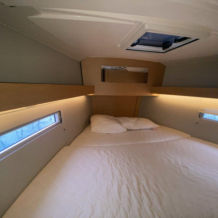 Nafrayou | Dufour 390 GL photo 11