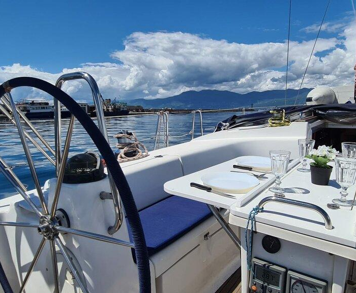 Sea Toy | Bavaria 44 photo 3