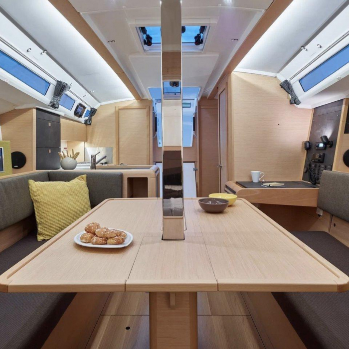 Mia | Sun Odyssey 349 photo 8