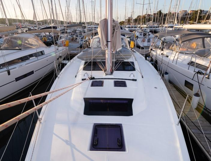 SWEETEST TAB00 | Dufour 430 GL photo 4