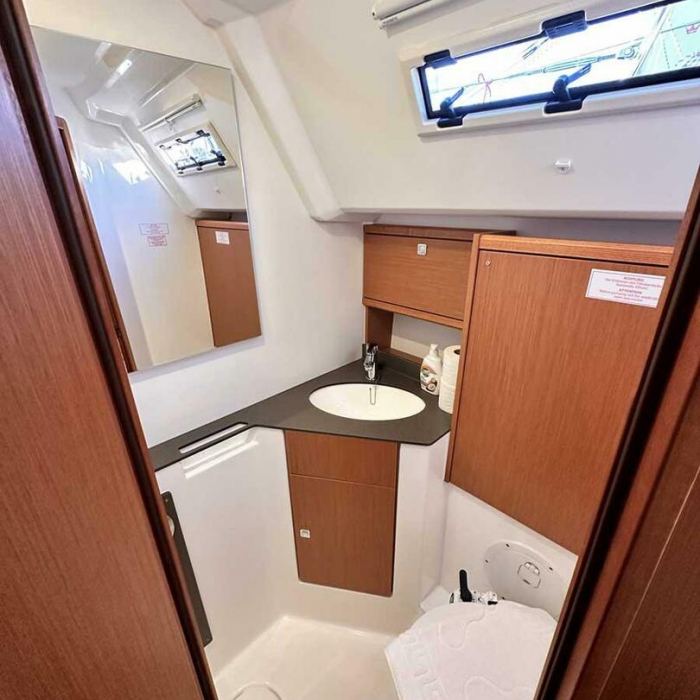 Classy | Bavaria Cruiser 46 photo 5