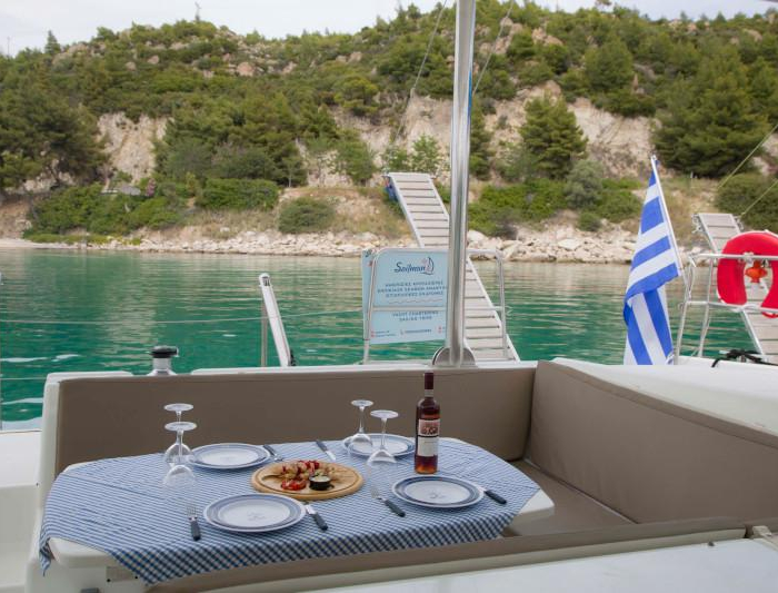 Dynamis | Lagoon 420 photo 3