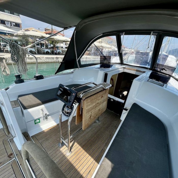 Why Not 19 | Hanse 348 photo 3