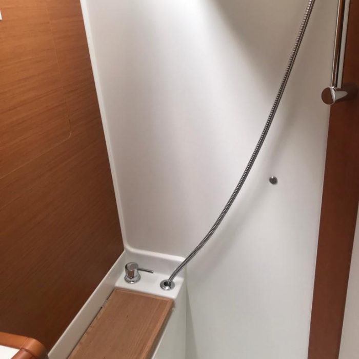 Alboran Limoncello (Las Galletas) | Sun Odyssey 419 photo 9