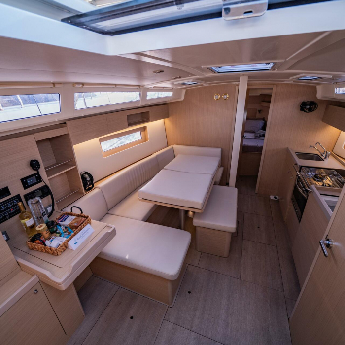 Piperi | Oceanis 37.1 photo 9