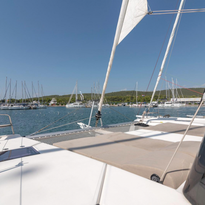 Seaven | Dufour Catamaran 48 photo 10