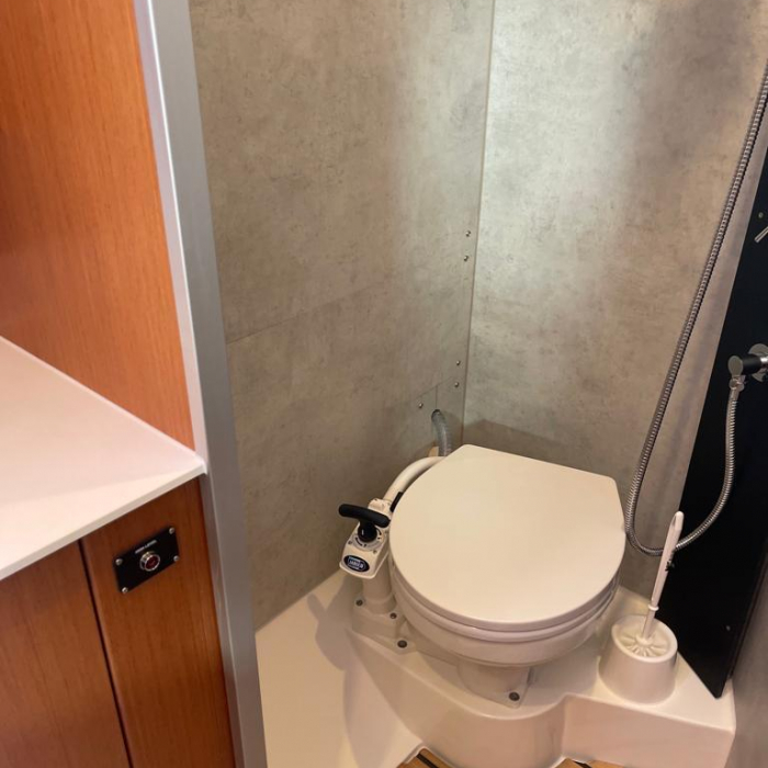 Coco | Bavaria C42 photo 6