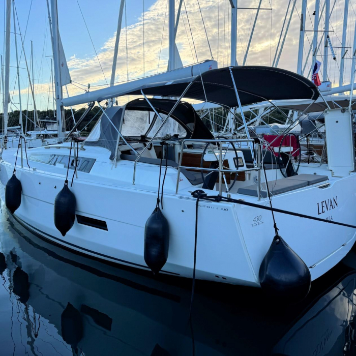 Levan | Dufour 430 Grand Large photo 6