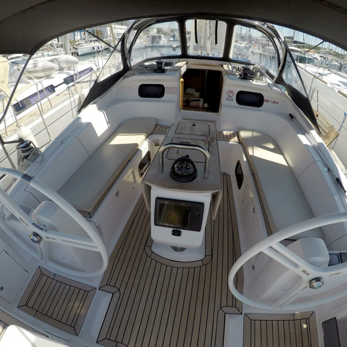 Marta X | Elan 444 Impression photo 16