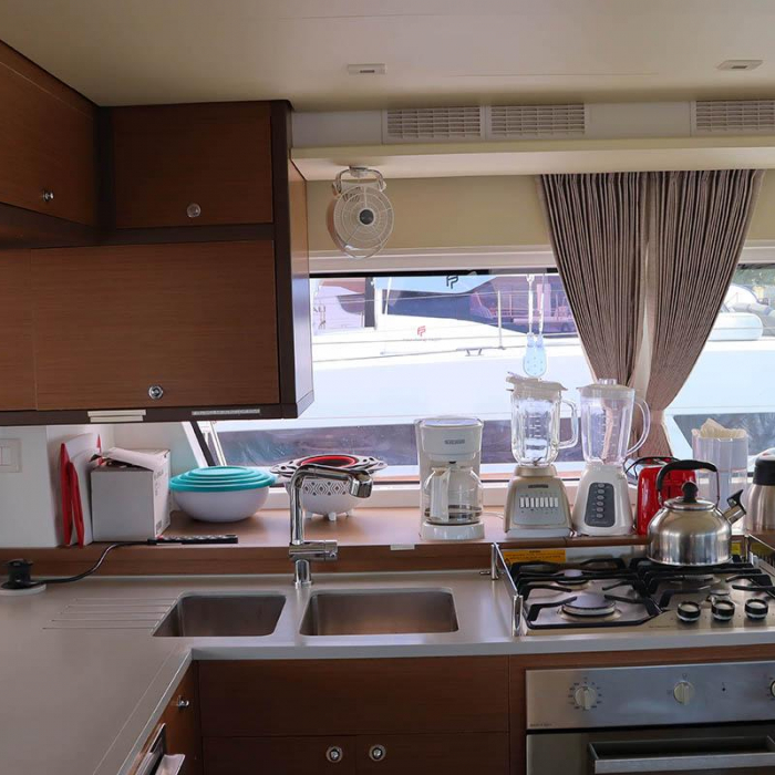 Happy Ours | Lagoon 52 F photo 16