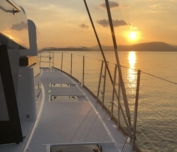 Blue Moon | Lagoon 52F photo 9