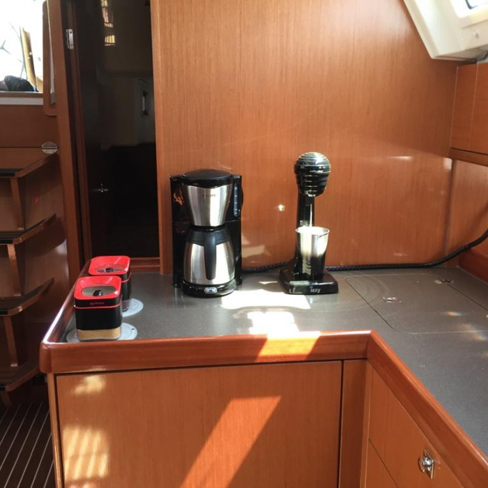 Class | Bavaria Cruiser 46 photo 7