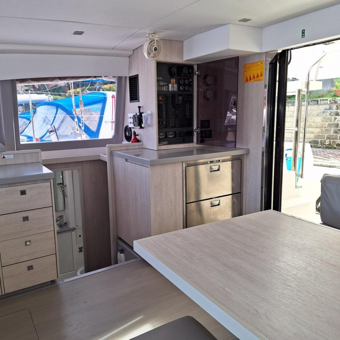 Bellambriana | Leopard 40 photo 6