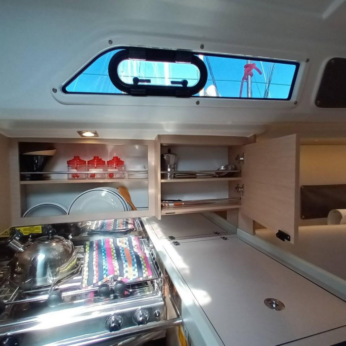 Giugi | Oceanis 30.1 photo 16