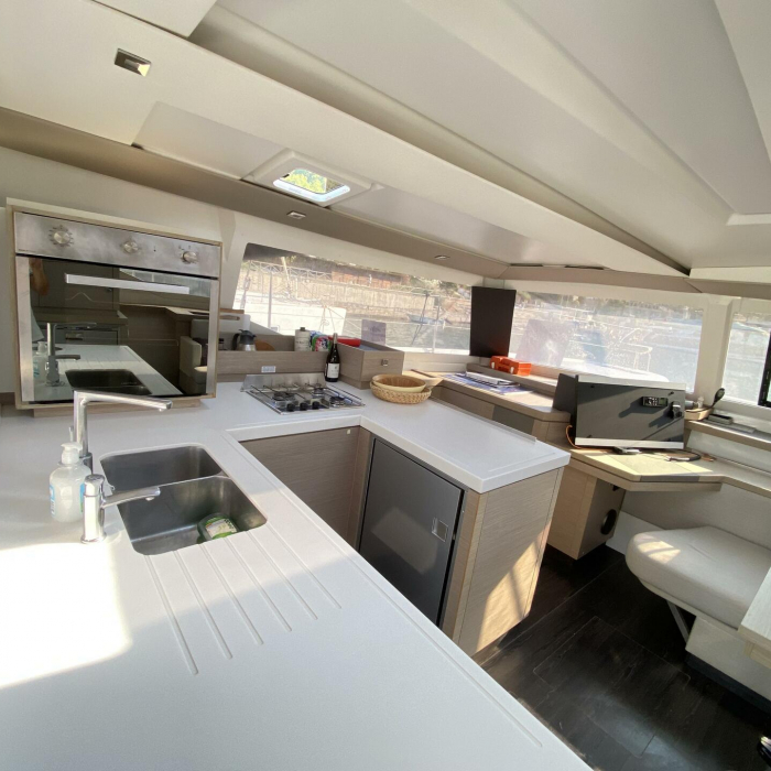 Osaya | Astrea 42 photo 11