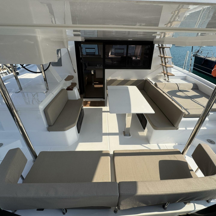 Volki | Aventura 37 photo 3