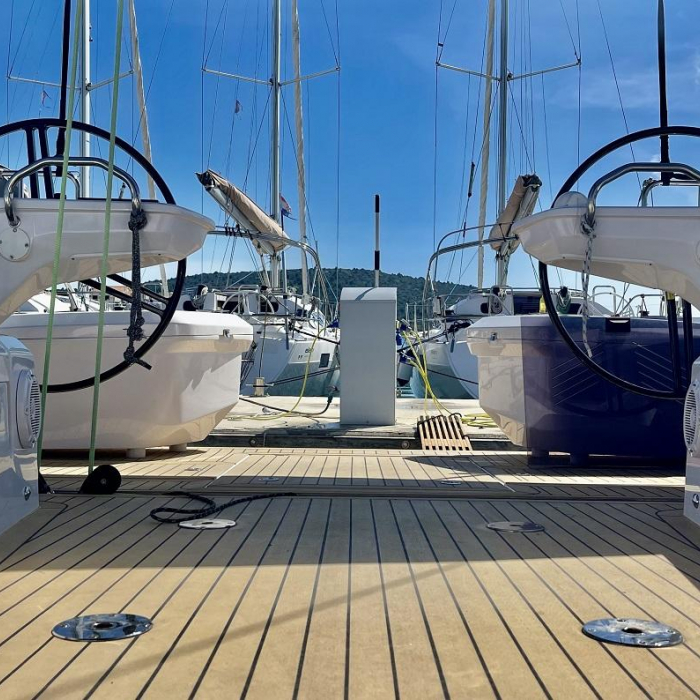 Loki | Elan E6 photo 6