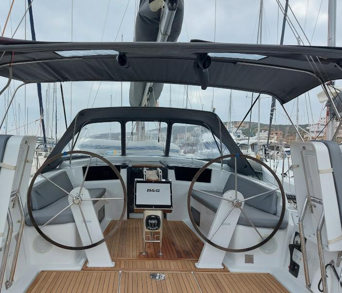 Themisto | Hanse 418 photo 1