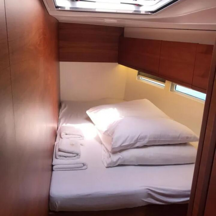 Solid White | More 55 photo 13