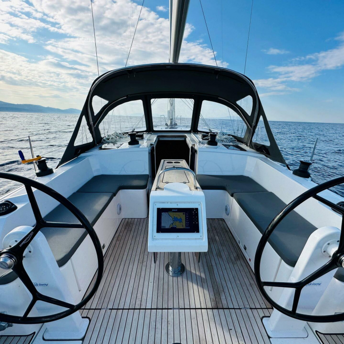 Ermis | Bavaria C42 photo 4