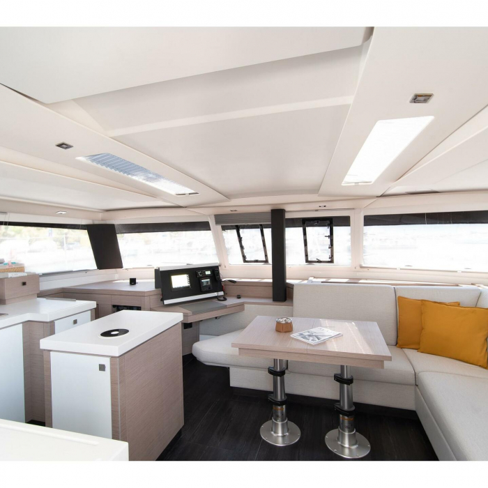 Crewed   "Alegria" | Fountaine Pajot - Saona 47 photo 16