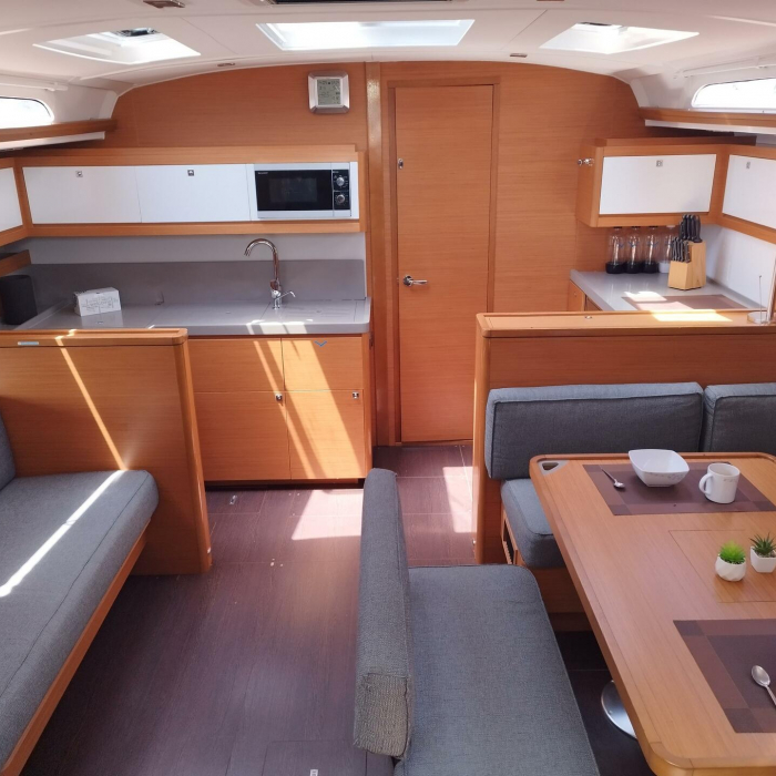 Euphoria | Dufour 470 Owner's version photo 11