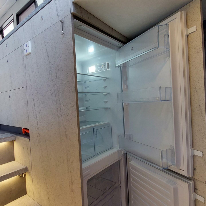 Orange | Luna 47 Power photo 25