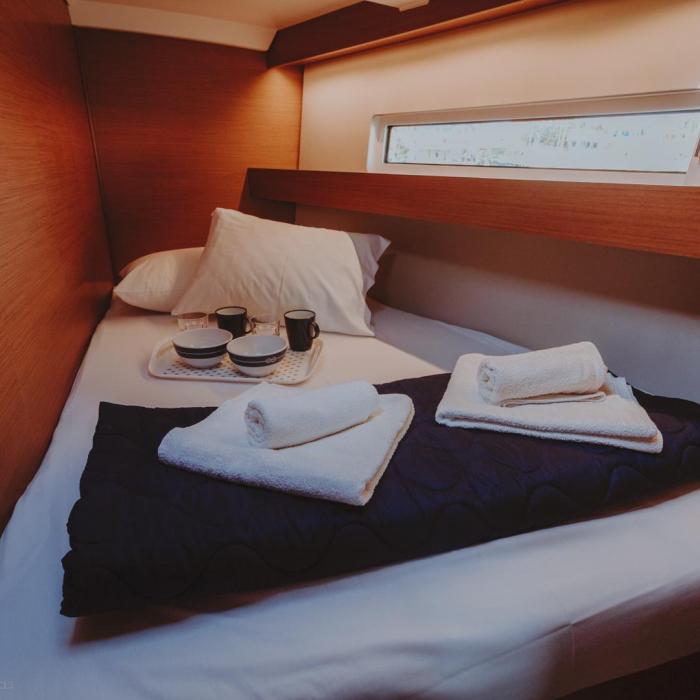 Eleni | Sun Odyssey 440 photo 7