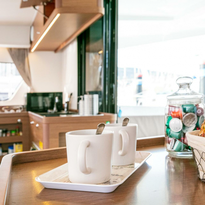 Verne | Lagoon 42 photo 10