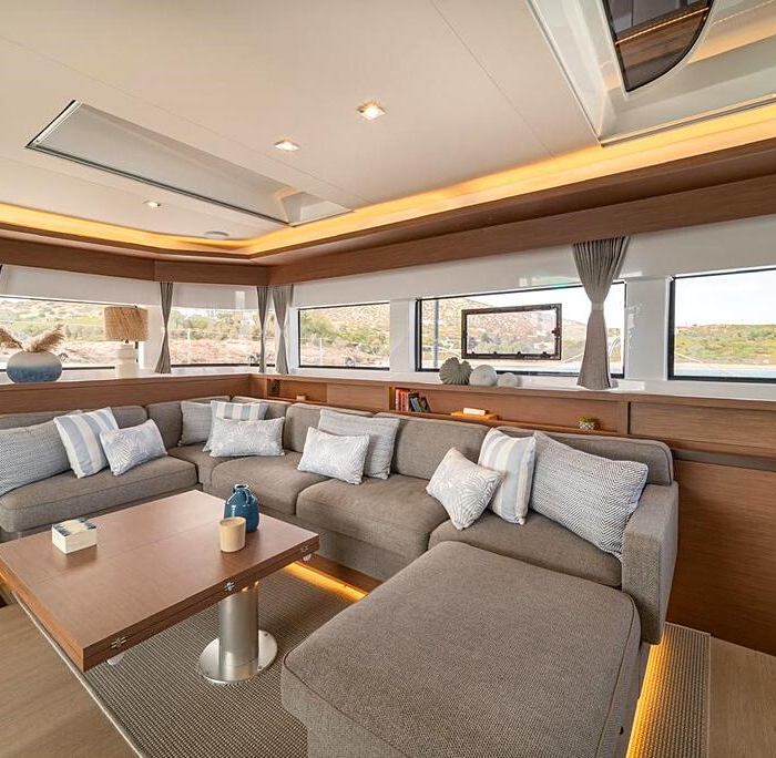 Hydrus | Lagoon 55 photo 16