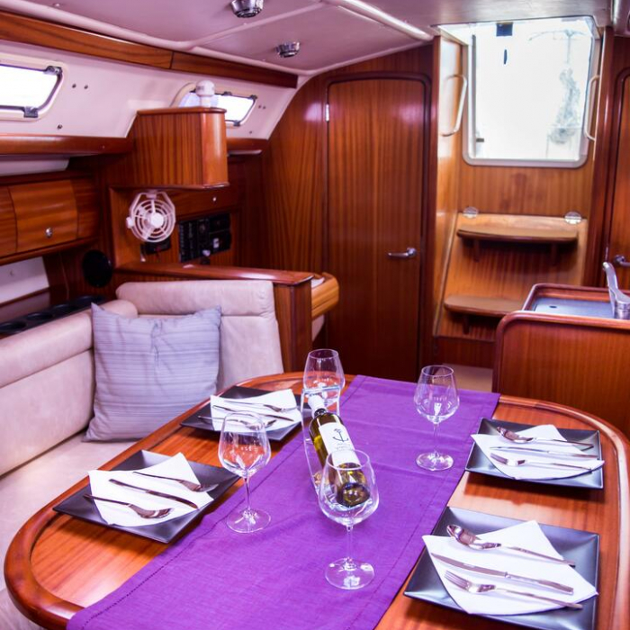 Konstantinos | Bavaria 36 photo 16