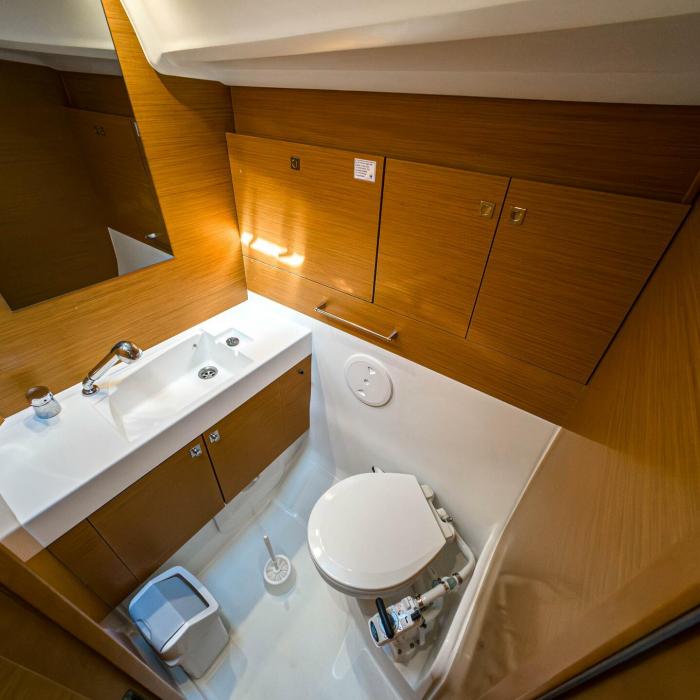 Elise af Sweden | Sun Odyssey 519 photo 28